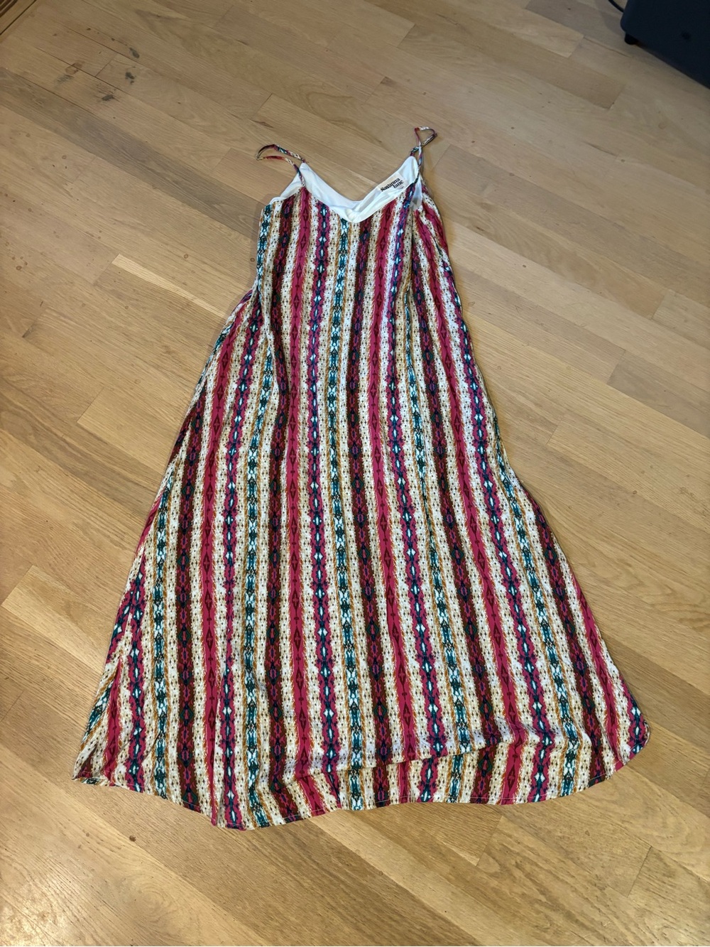 NWT Savanna Jane Spaghetti strap dress w lining